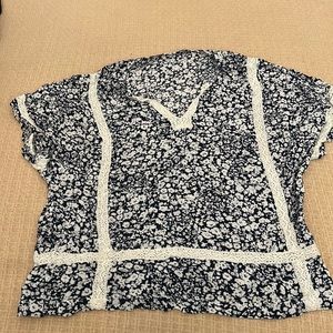 Seven7 Blue Floral Blouse